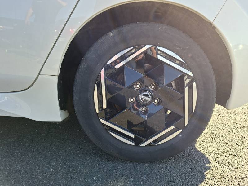 Nissan Leaf - Photo 12