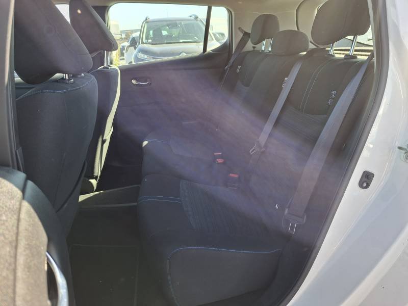 Nissan Leaf - Photo 17