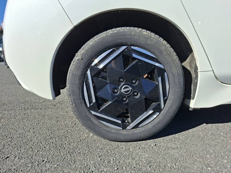 Nissan Leaf - Photo 9