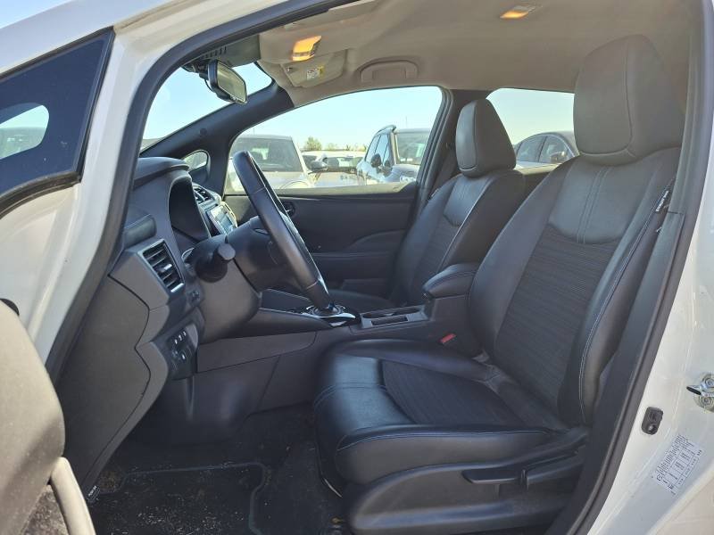 Nissan Leaf - Photo 22