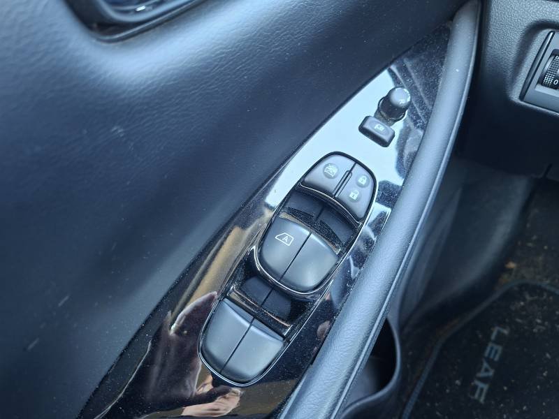 Nissan Leaf - Photo 23