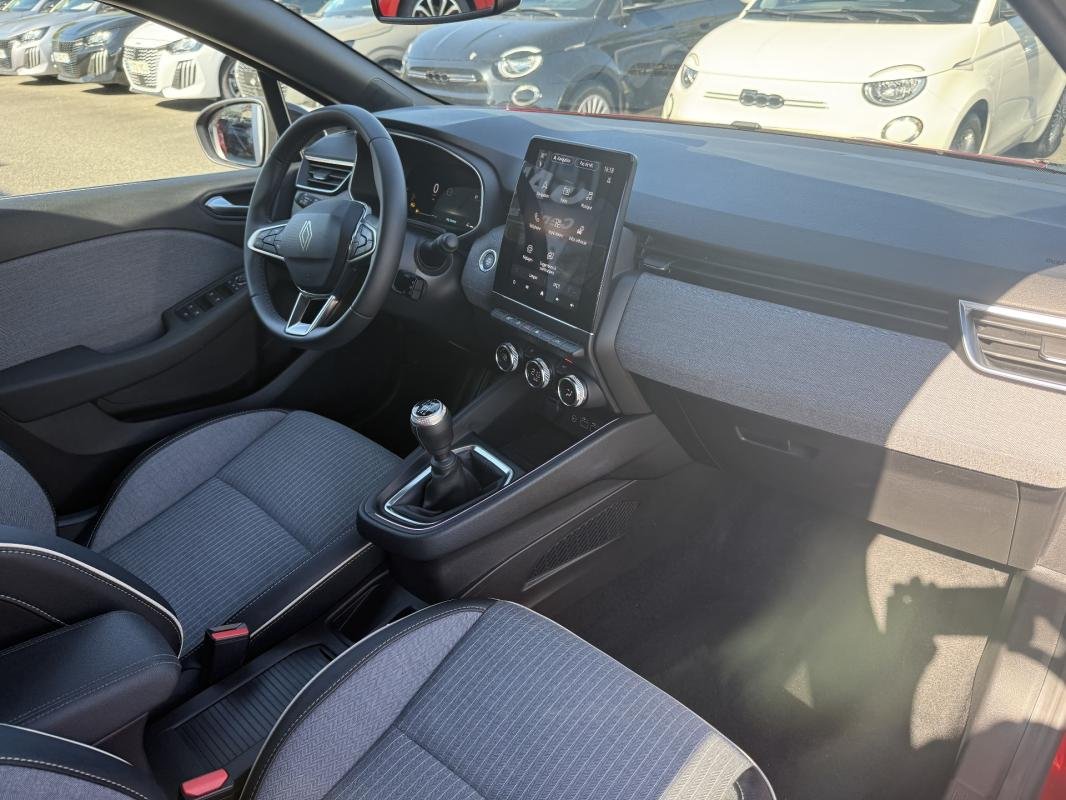 Renault Clio - Photo 22