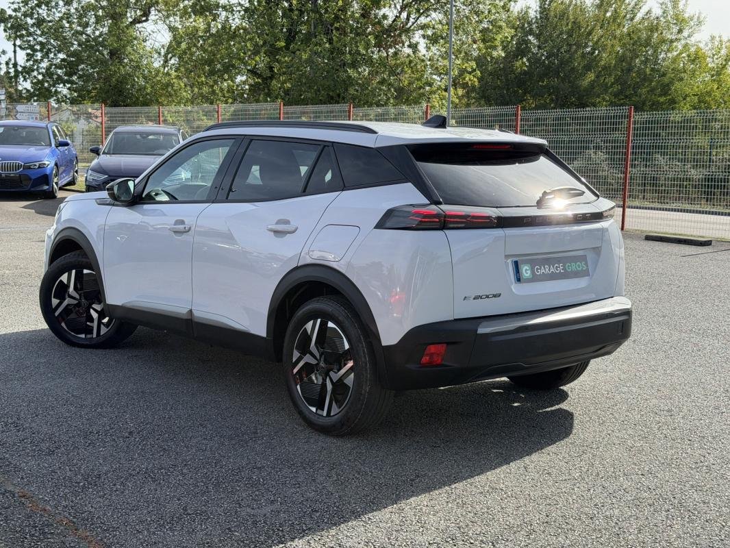Peugeot 2008 - Photo 2
