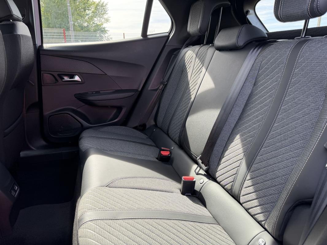 Peugeot 2008 - Photo 6
