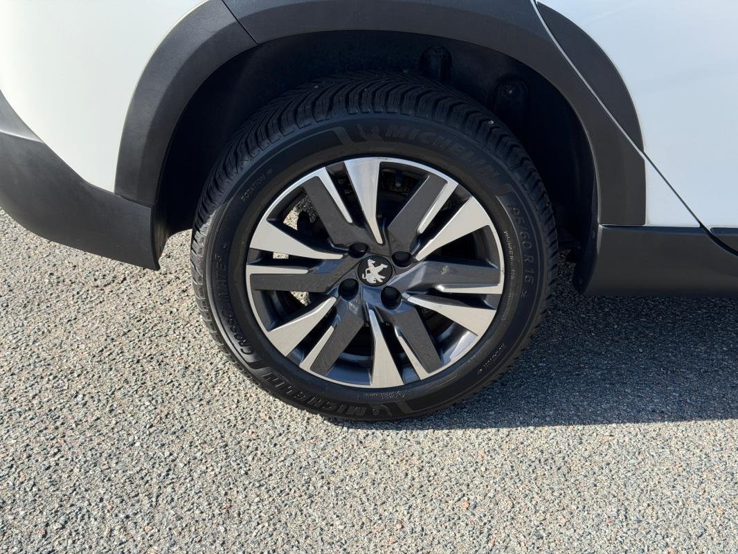 Peugeot 2008 - Photo 19