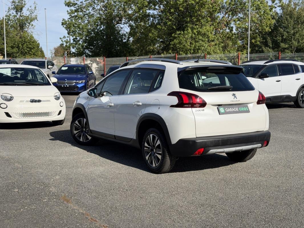 Peugeot 2008 - Photo 2