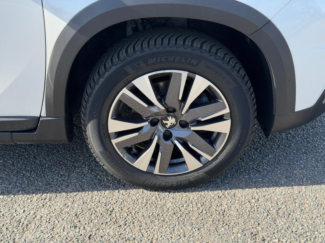 Peugeot 2008 - Photo 21