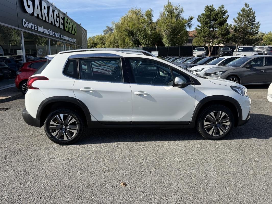 Peugeot 2008 - Photo 4