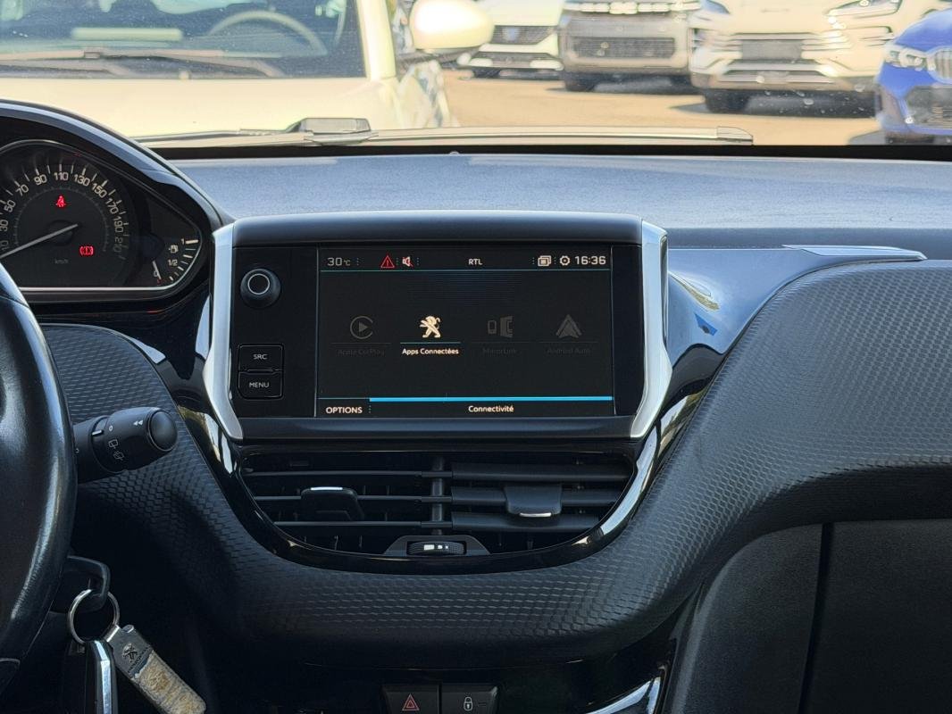 Peugeot 2008 - Photo 8