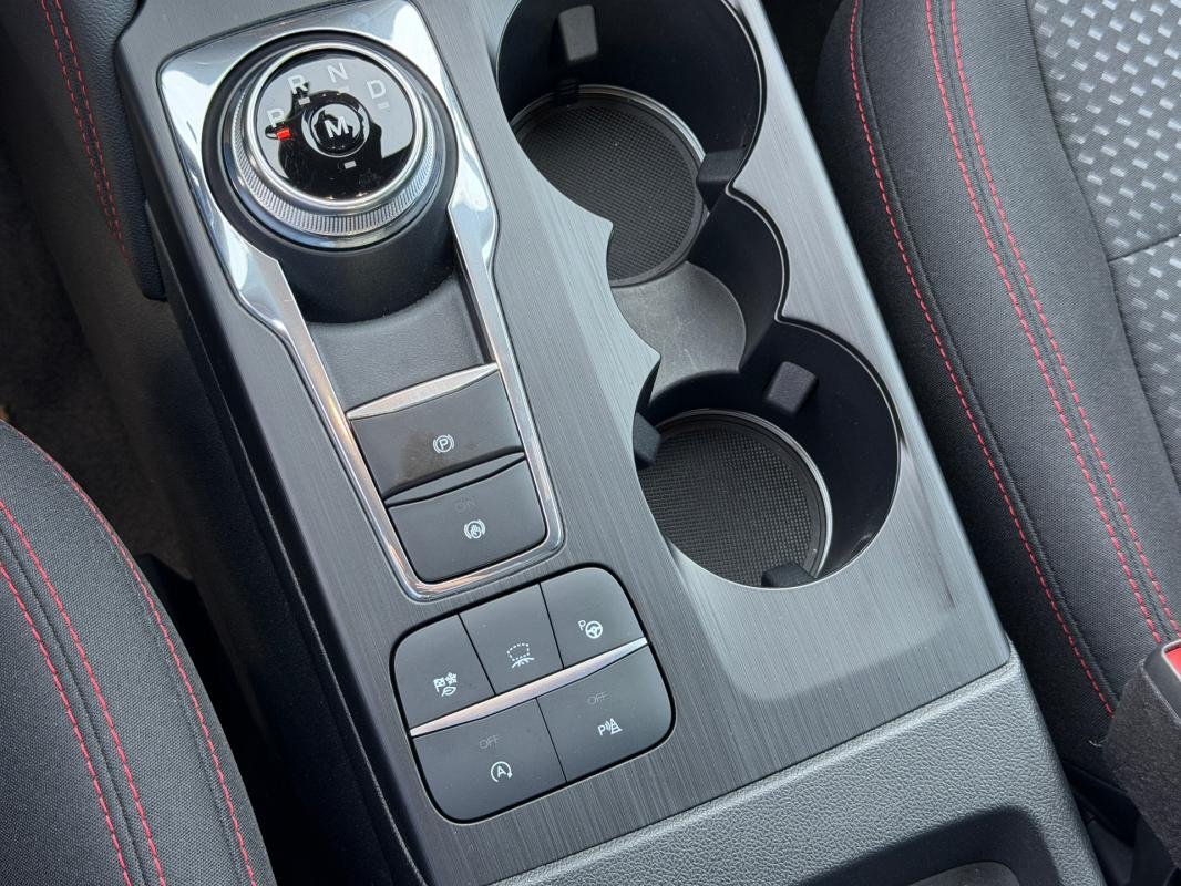Ford Kuga - Photo 17