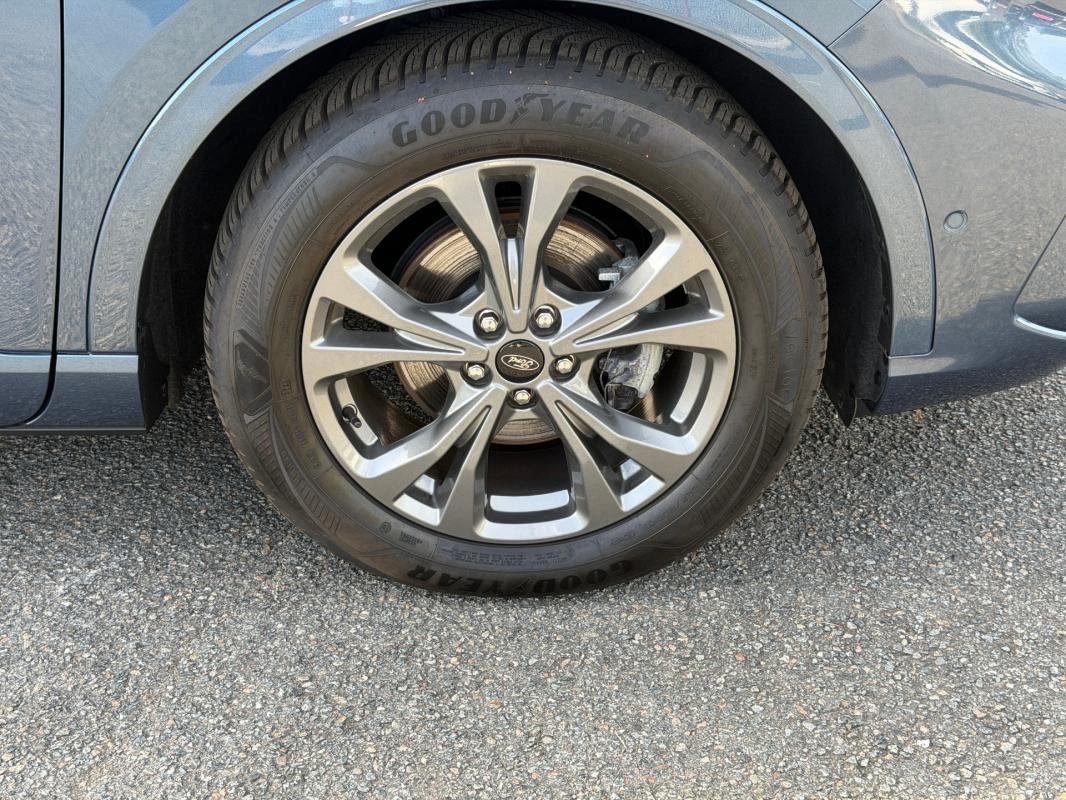 Ford Kuga - Photo 23
