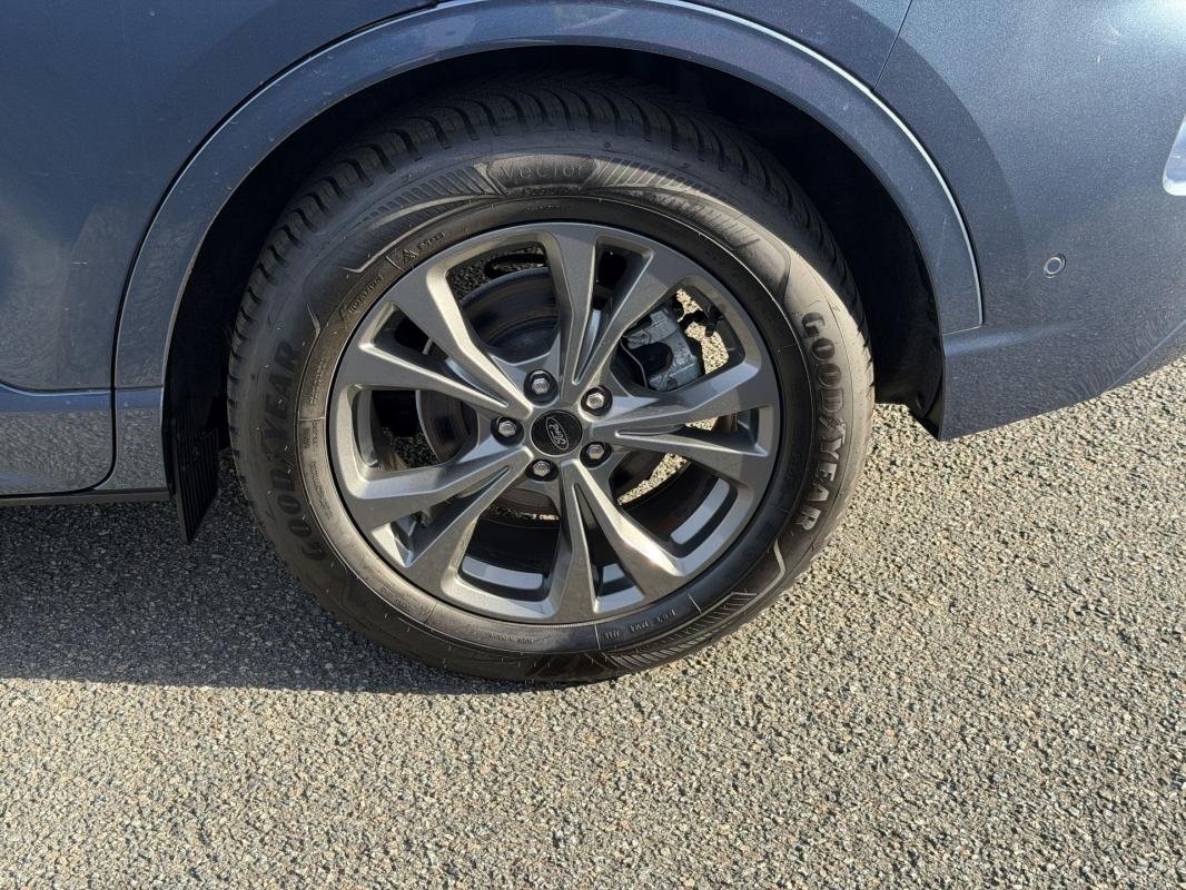 Ford Kuga - Photo 26