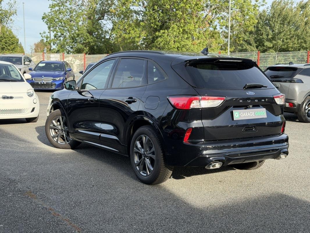 Ford Kuga - Photo 2