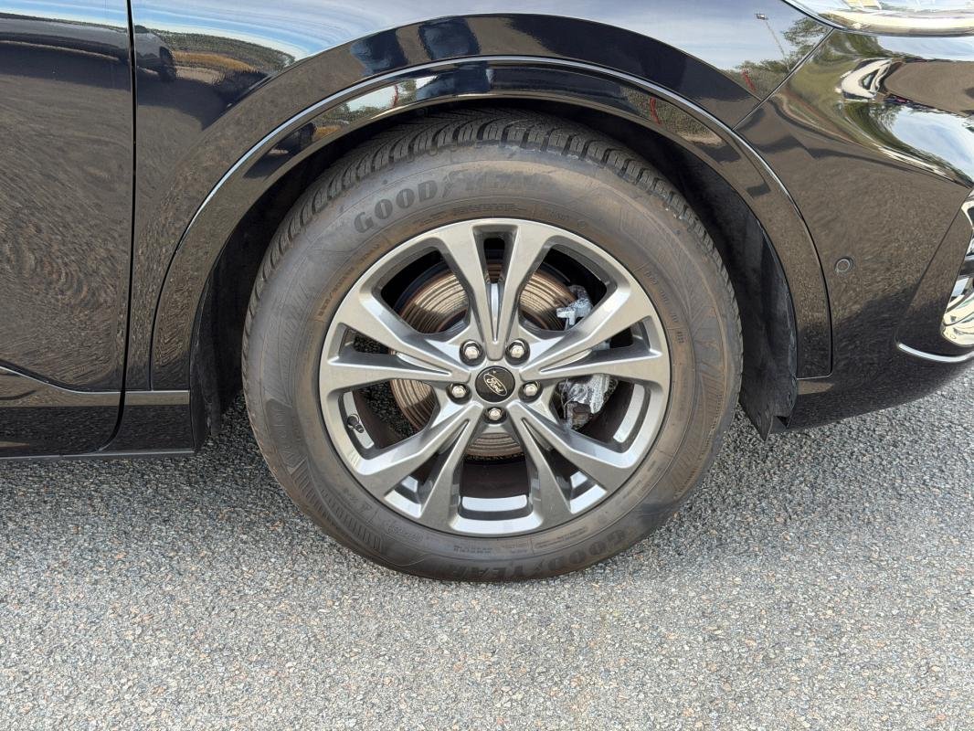 Ford Kuga - Photo 22