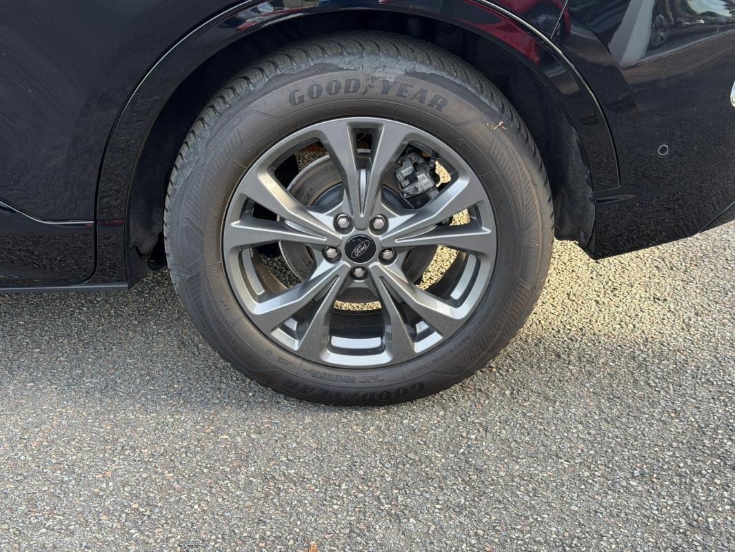 Ford Kuga - Photo 25