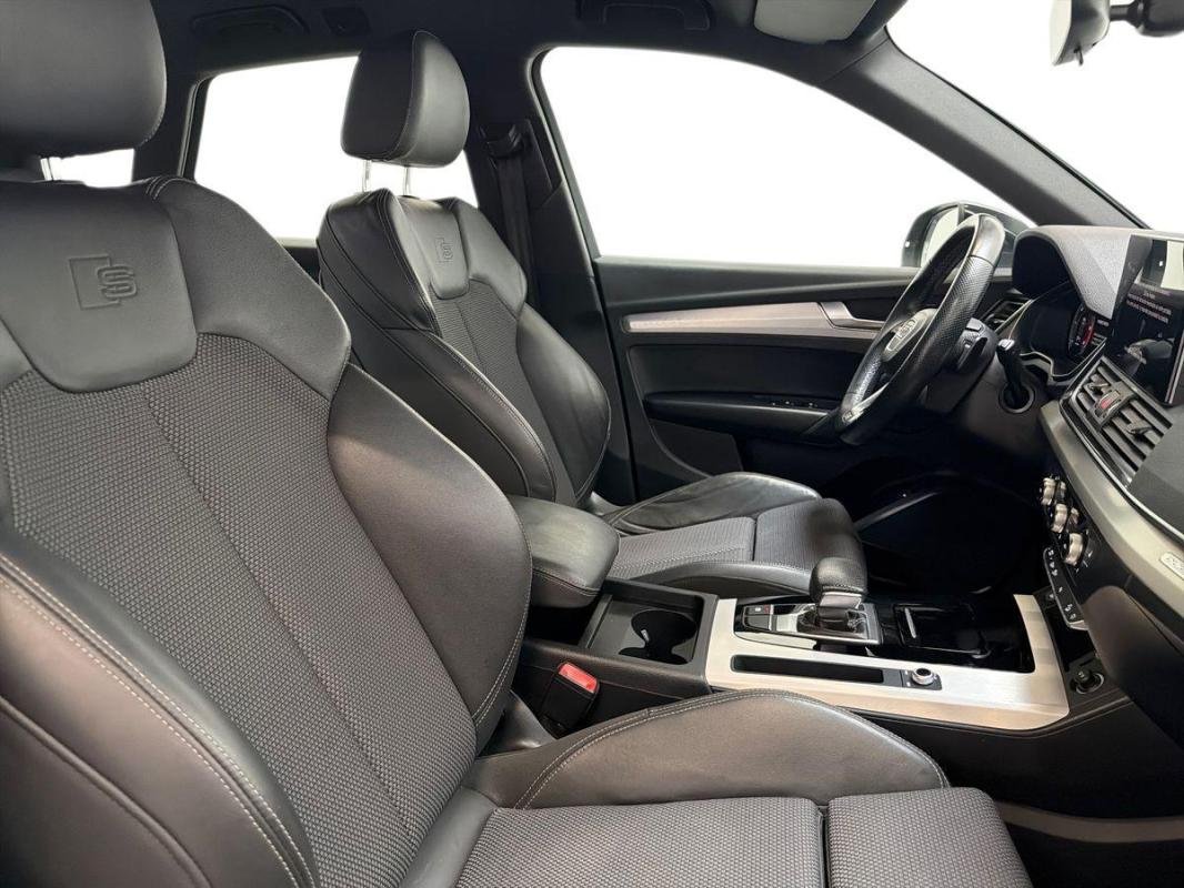 Audi Q5 - Photo 13