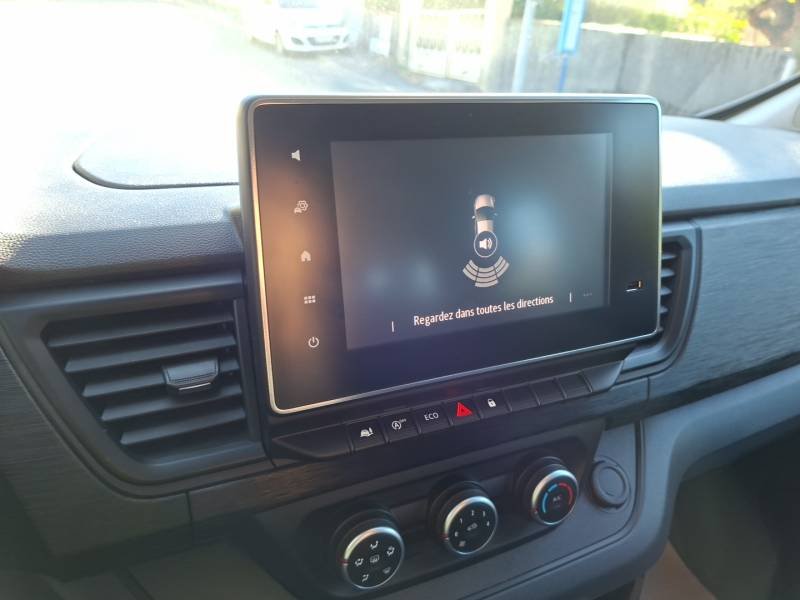 Renault Trafic - Photo 32