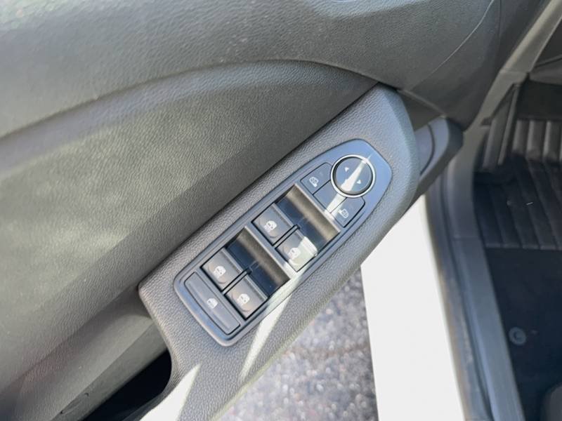 Renault Clio - Photo 16