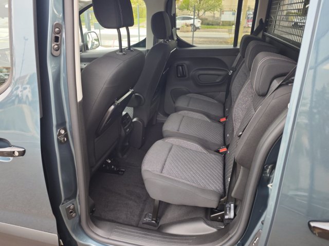 Peugeot Rifter - Photo 12