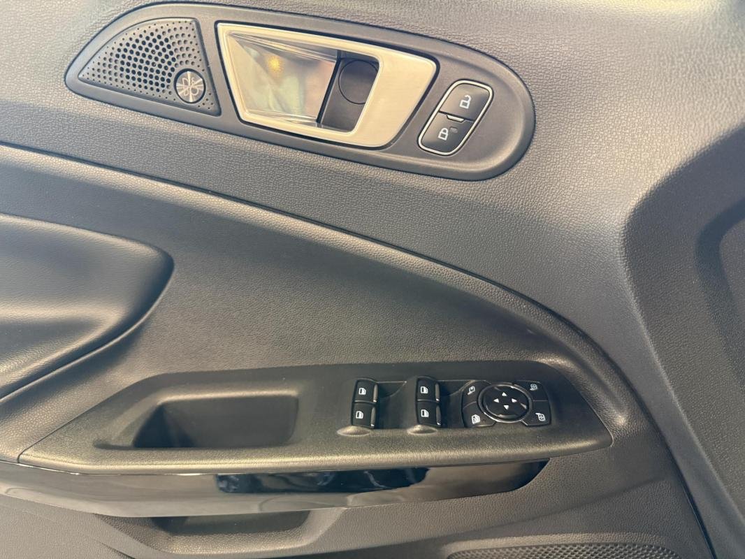 Ford EcoSport - Photo 23
