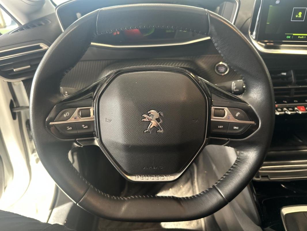 Peugeot 208 - Photo 16