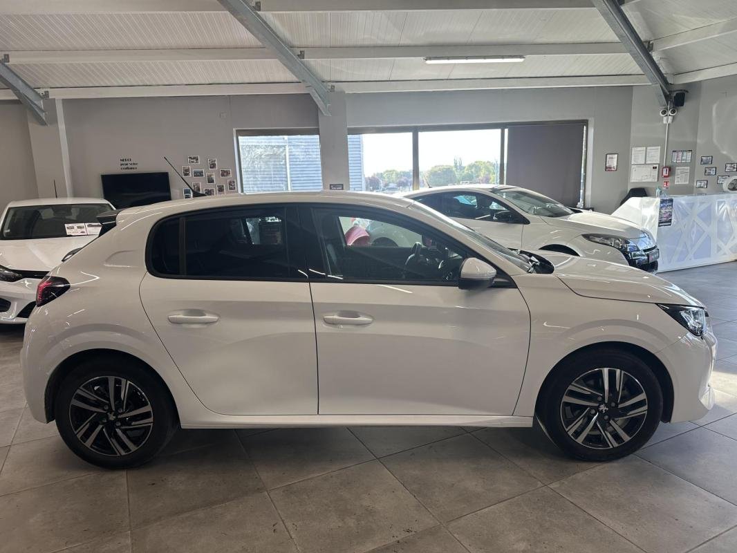 Peugeot 208 - Photo 5