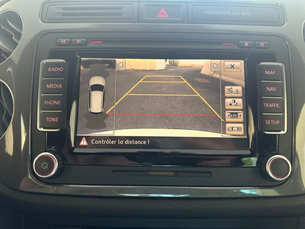Volkswagen Tiguan - Photo 12