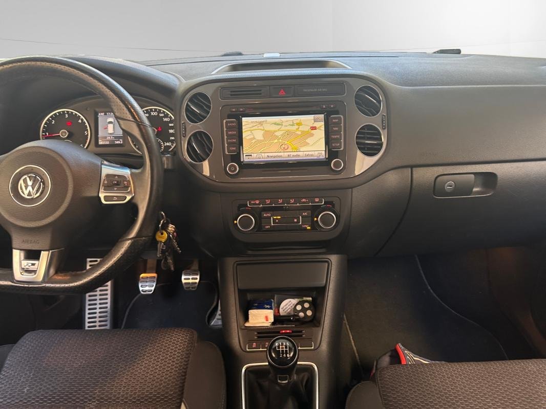 Volkswagen Tiguan - Photo 10