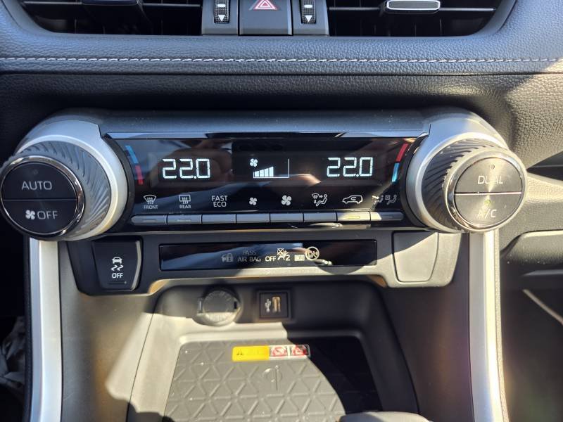 Toyota RAV4 - Photo 16
