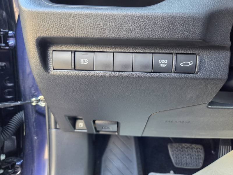Toyota RAV4 - Photo 18
