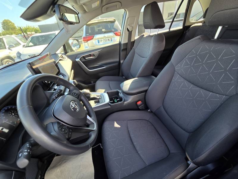Toyota RAV4 - Photo 8