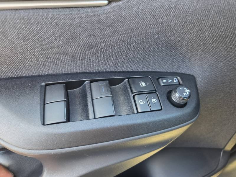 Toyota Yaris - Photo 25