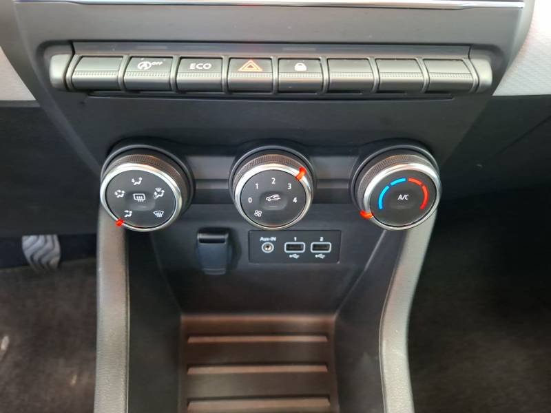 Renault Clio - Photo 25