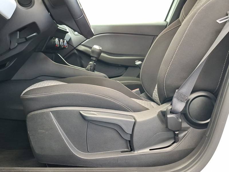 Renault Clio - Photo 27