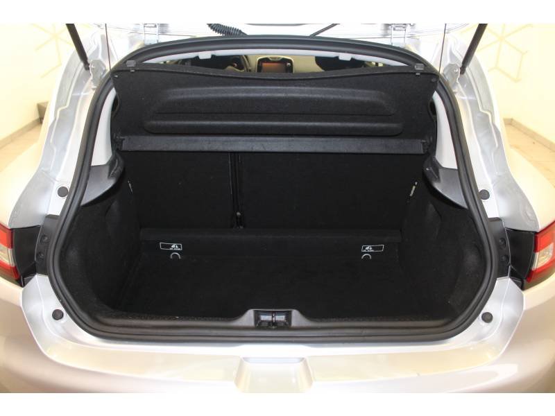 Renault Clio - Photo 15