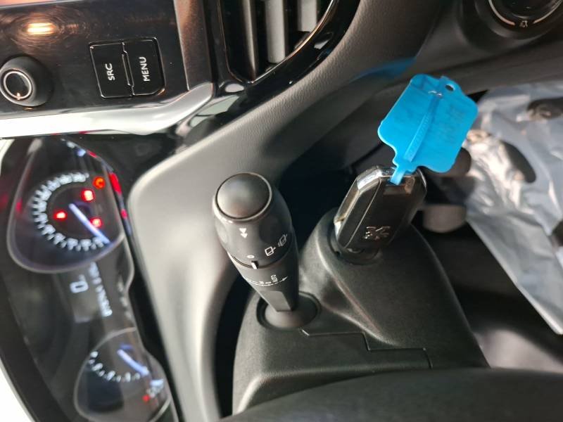 Peugeot 208 - Photo 22