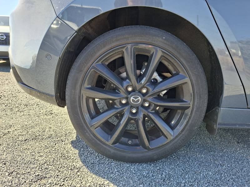 Mazda 3 - Photo 15