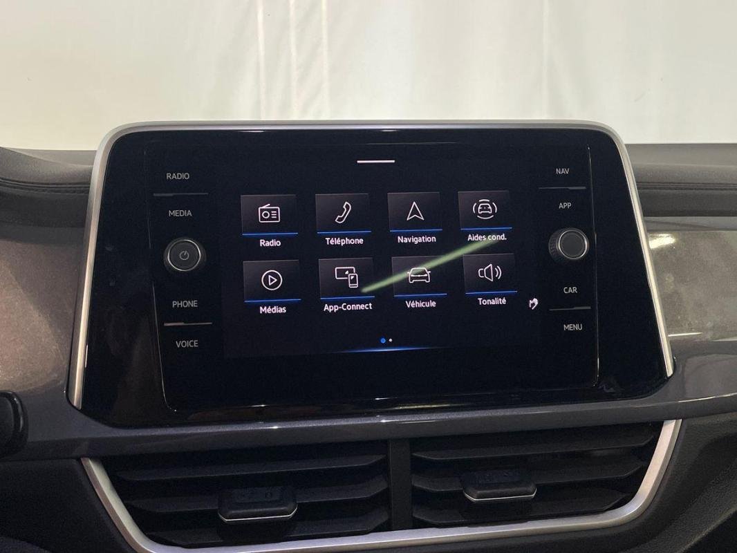 Volkswagen T-Roc - Photo 16