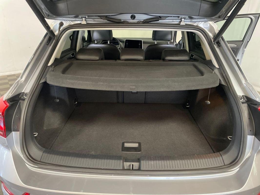 Volkswagen T-Roc - Photo 31