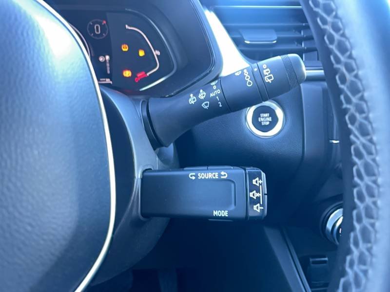 Renault Captur - Photo 15