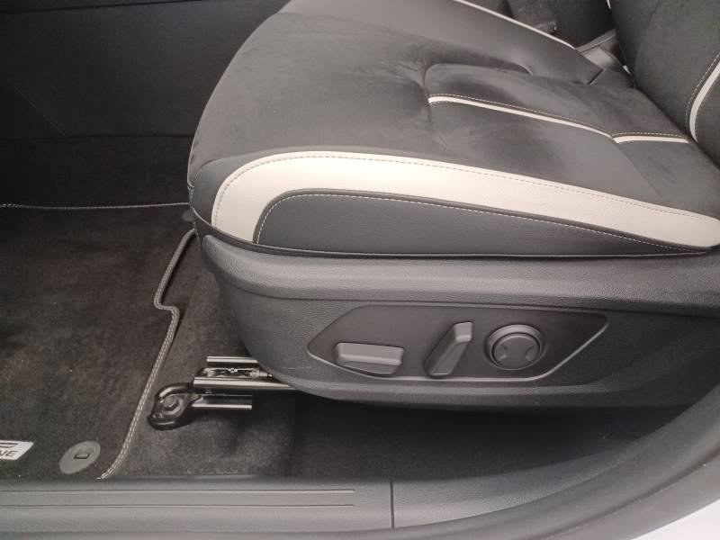 Kia Sportage - Photo 38