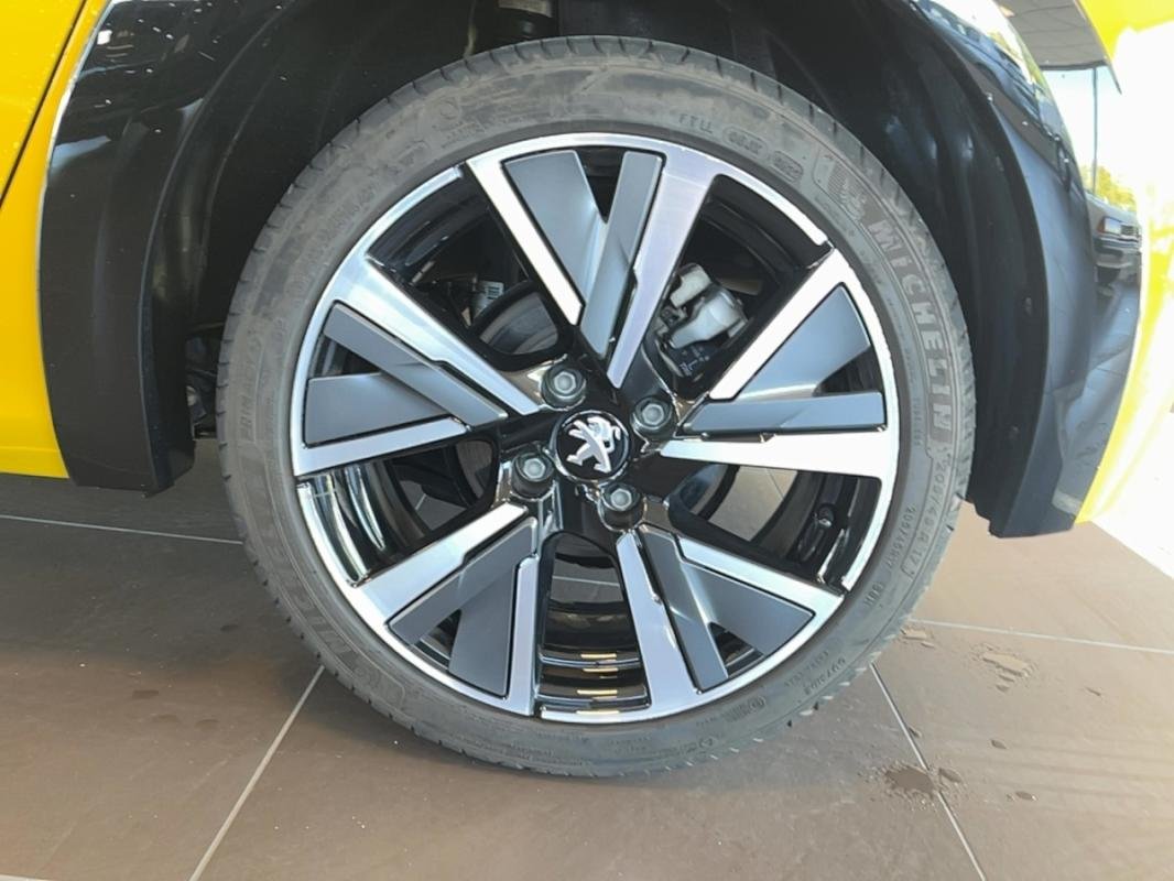 Peugeot 208 - Photo 9