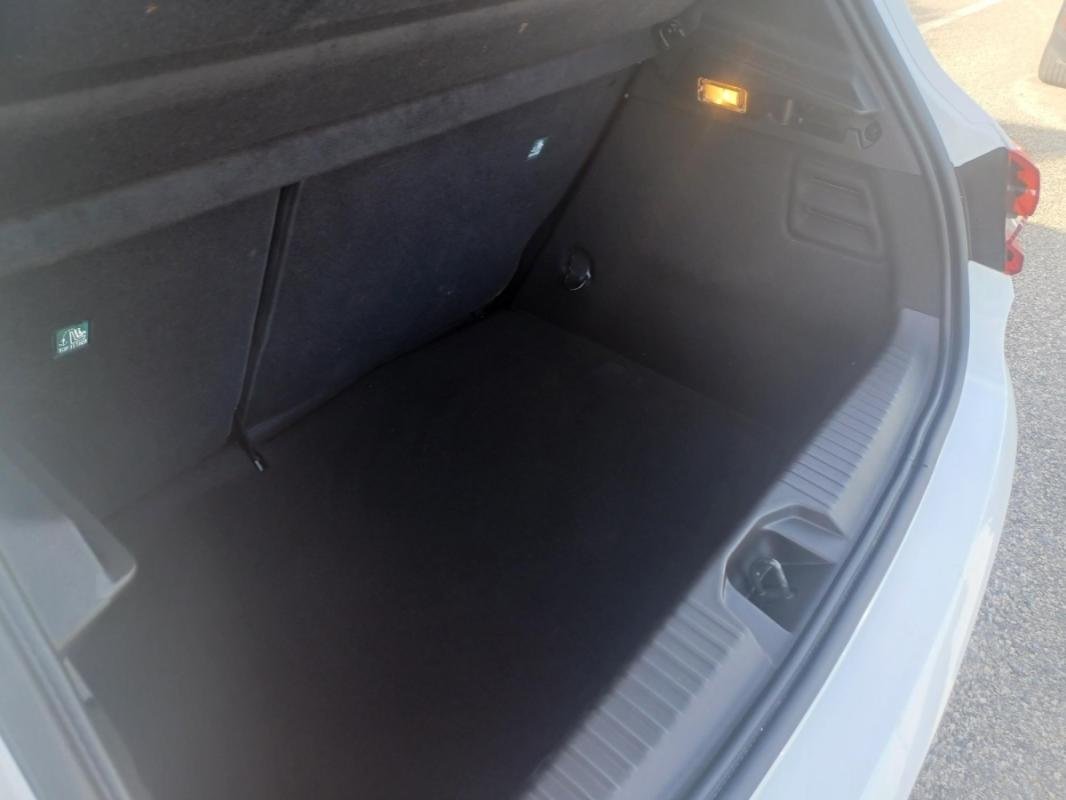 Renault Clio - Photo 15