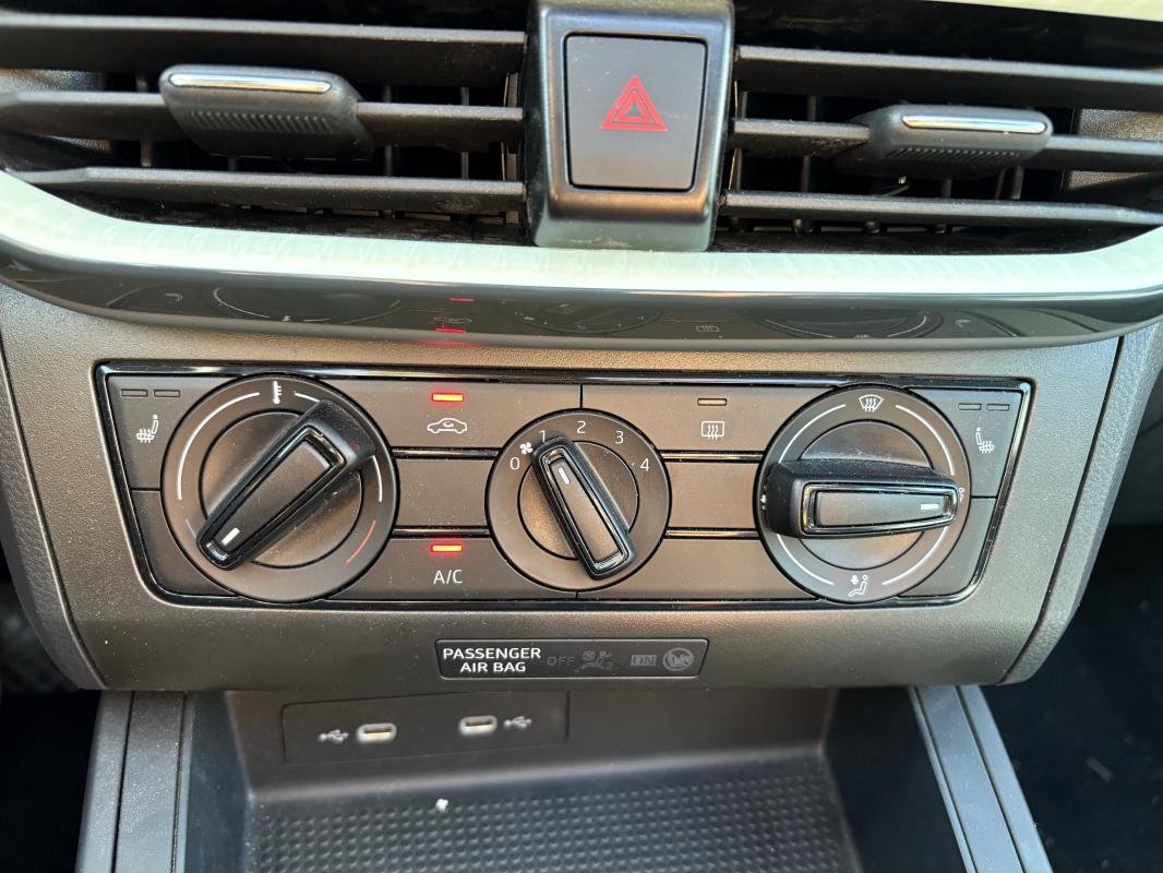 Seat Ibiza - Photo 13