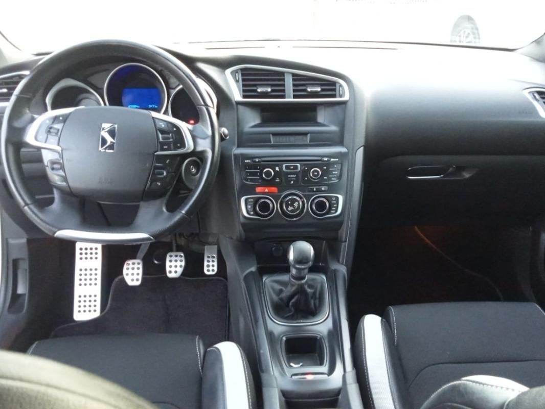 Citroën DS4 - Photo 8