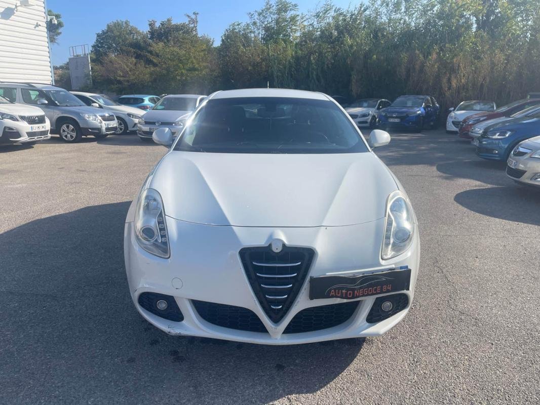 Alfa Romeo Giulietta - Photo 2