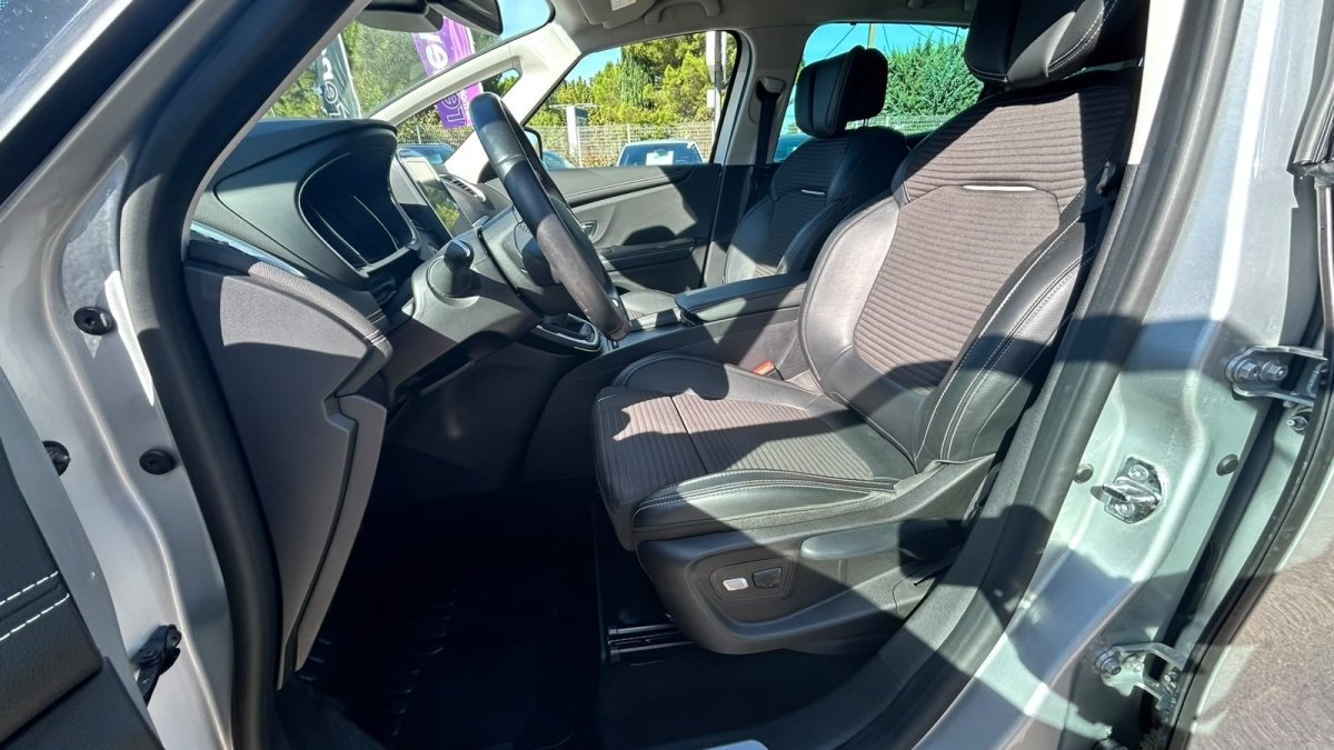 Renault Scénic - Photo 7