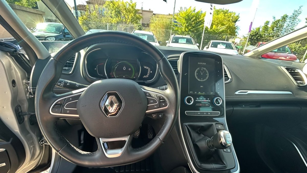 Renault Scénic - Photo 8