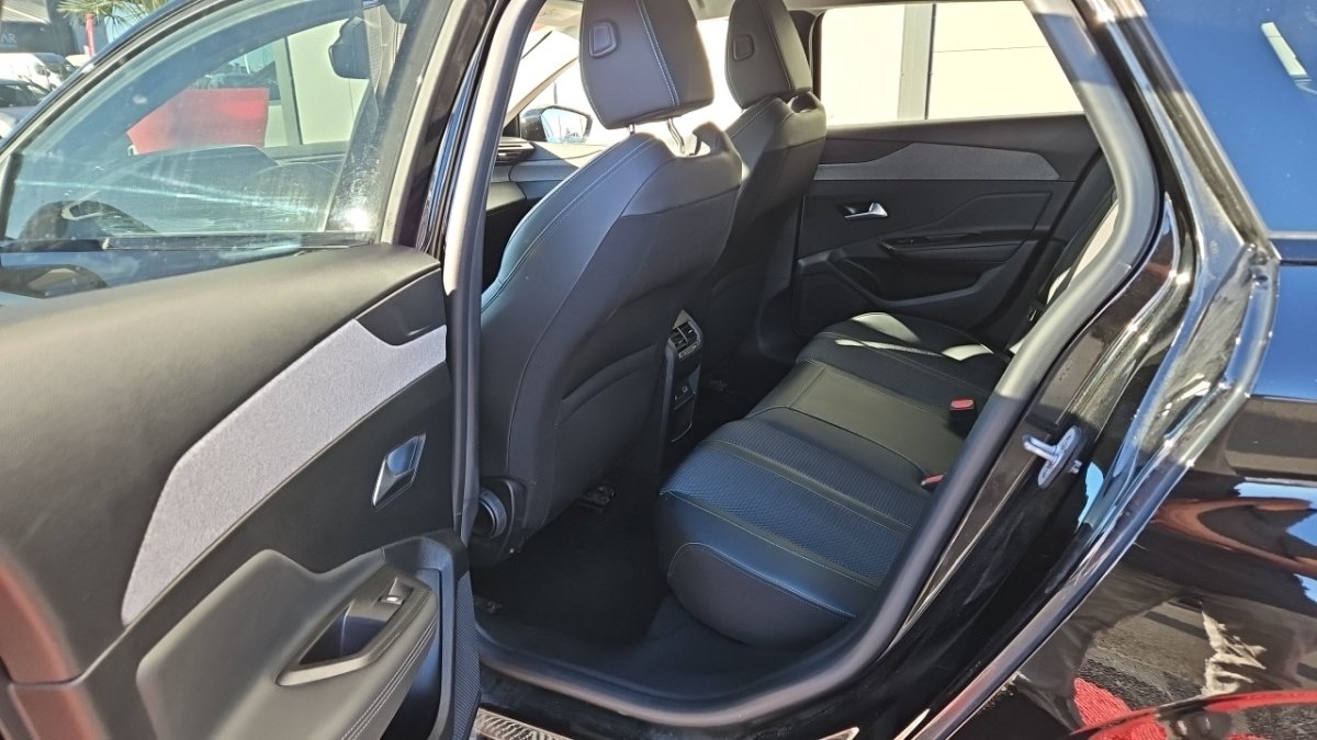 Peugeot 308 SW - Photo 11