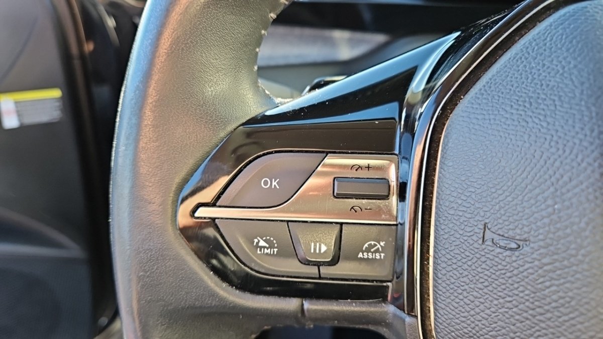 Peugeot 308 SW - Photo 22